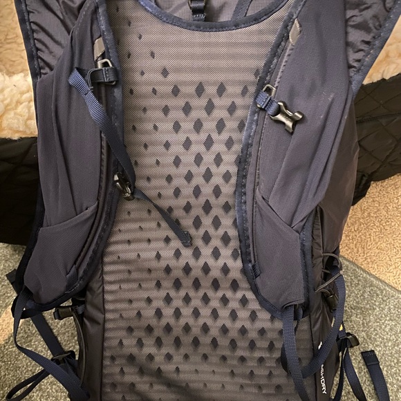 NorthFace chimera 24 unisex hiking backpack/daypack blue main image 7
